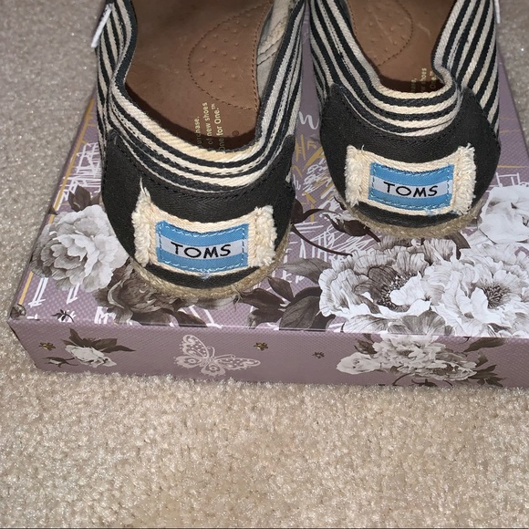 Toms Stripped-Solid Black - Picture 3 of 5